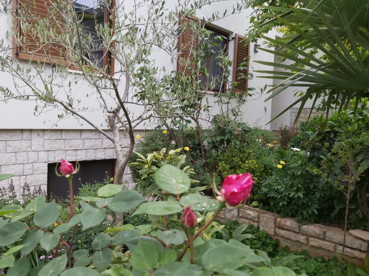 로비니 Haus Silvia 아파트 외부 사진